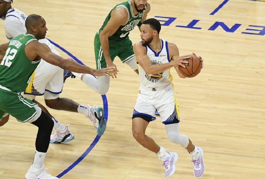  国王末节21分大逆转创奇迹  