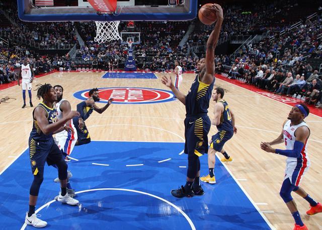  拉文扣篮大赛级表演，公牛主场击退奇才结束两连败